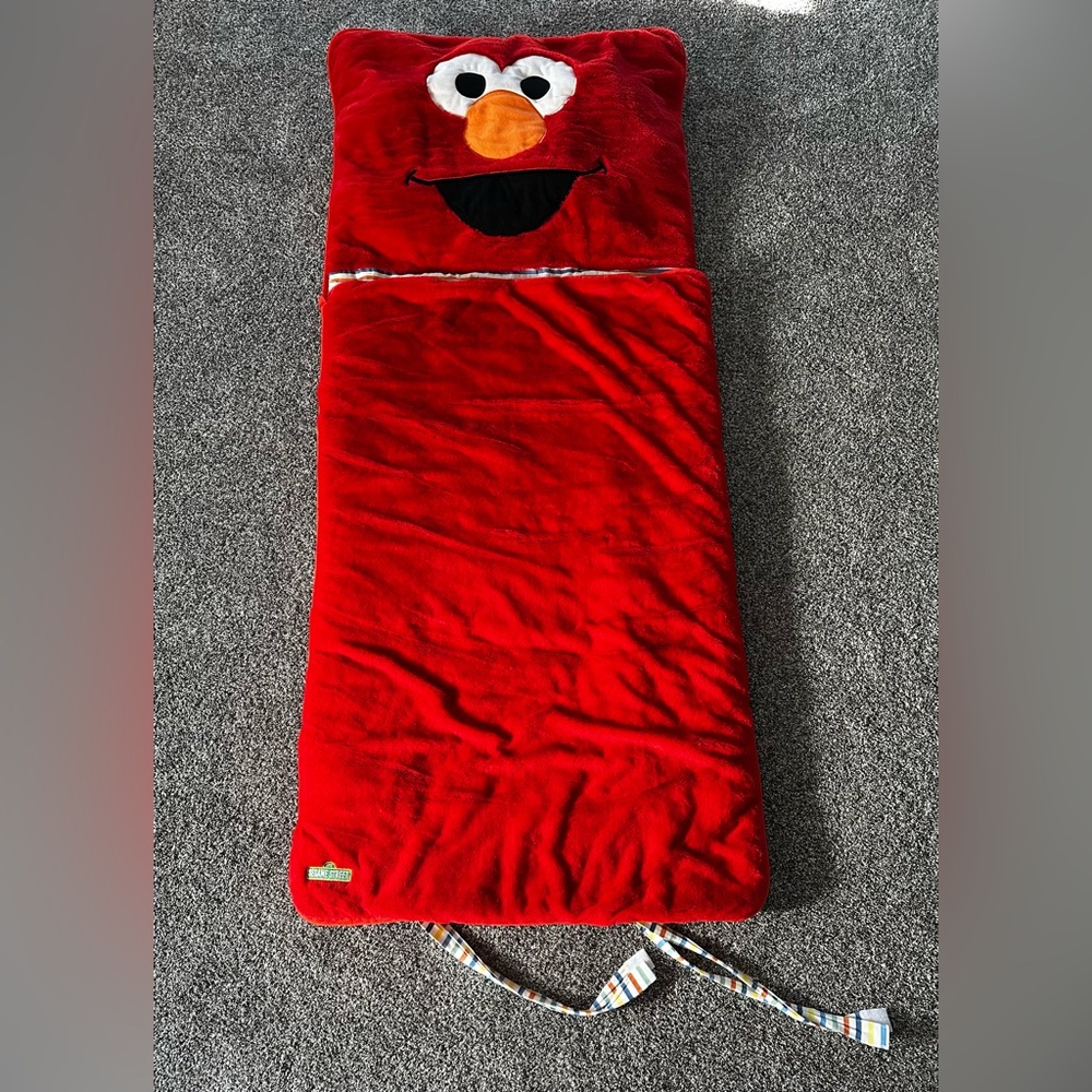 Red Sesame Street Elmo Sleeping Bag